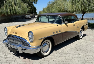 Buick Special Hardtop Coupe V8 1954